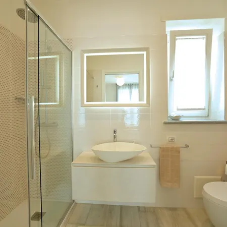 Apartamento Luxury Apartament Con Garage Vista Mare Per 6 Persone *