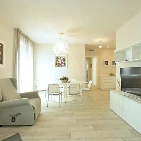 Apartamento Luxury Apartament Con Garage Vista Mare Per 6 Persone *