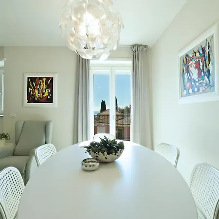 Luxury Apartament Con Garage Vista Mare Per 6 Persone Apartamento Alassio